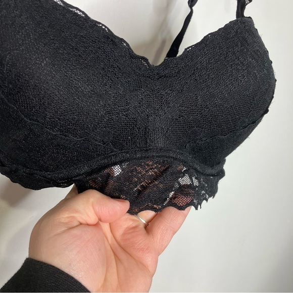 PINK Victoria’s Secret black lace padded bralette size small (D-DD cup) sexy - Picture 3 of 8